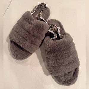 UGG | Women's Fluff Yeah Slide slippers. Size: 9